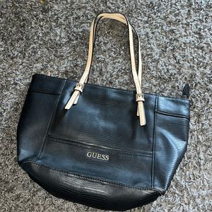 Guess shoulder bag